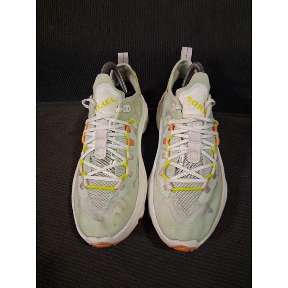 Sorel Women's Kinetic Breakthru Tech Sneaker Yellow White Size 8 Running Shoes - Picture 2 of 8